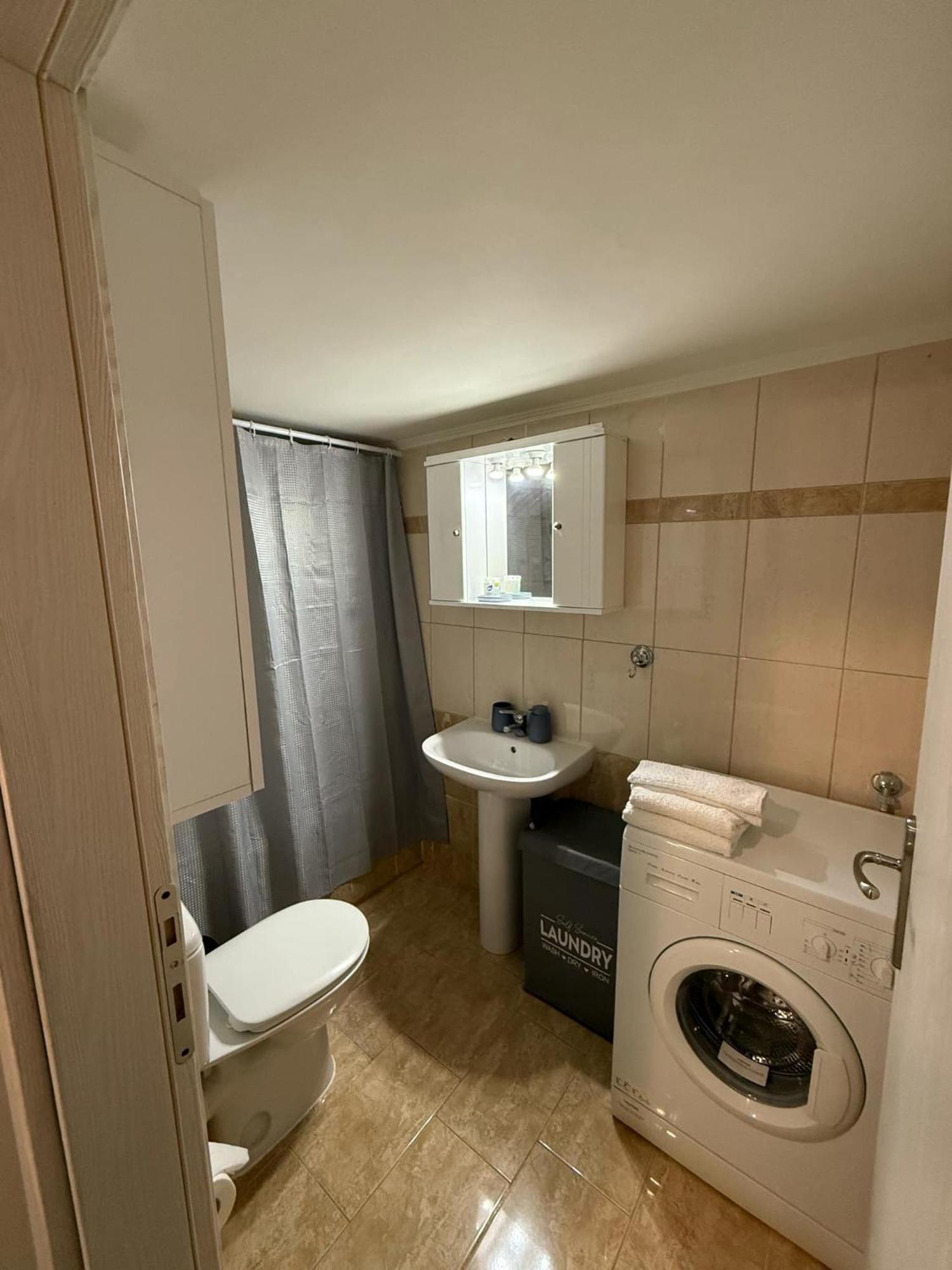 N&M Apartment Chios Town Exterior foto